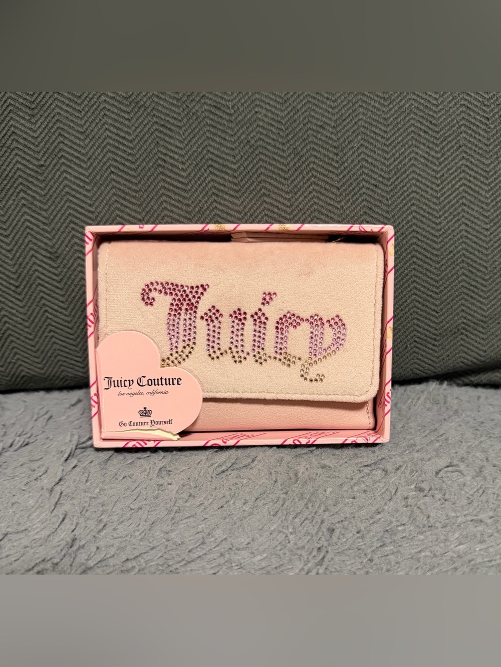 NWT Juicy Couture Liquorice Blush Pink Be Classic II Double Sided Trifold Wallet